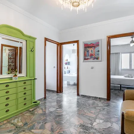 Wintowinrentals Centrico Y Luminoso Apartamento En El Corazon De Malaga Exterior photo